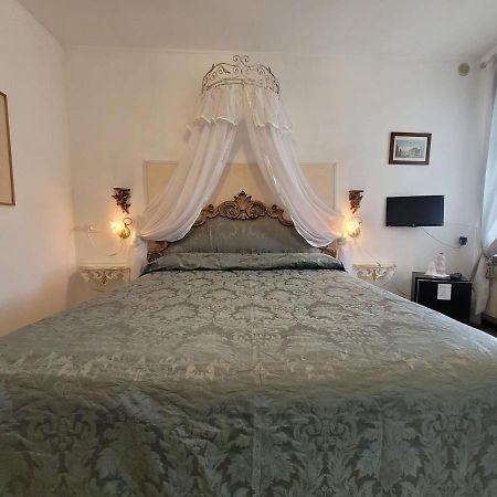 Ca Isabella Bed and Breakfast Venedig Exteriör bild